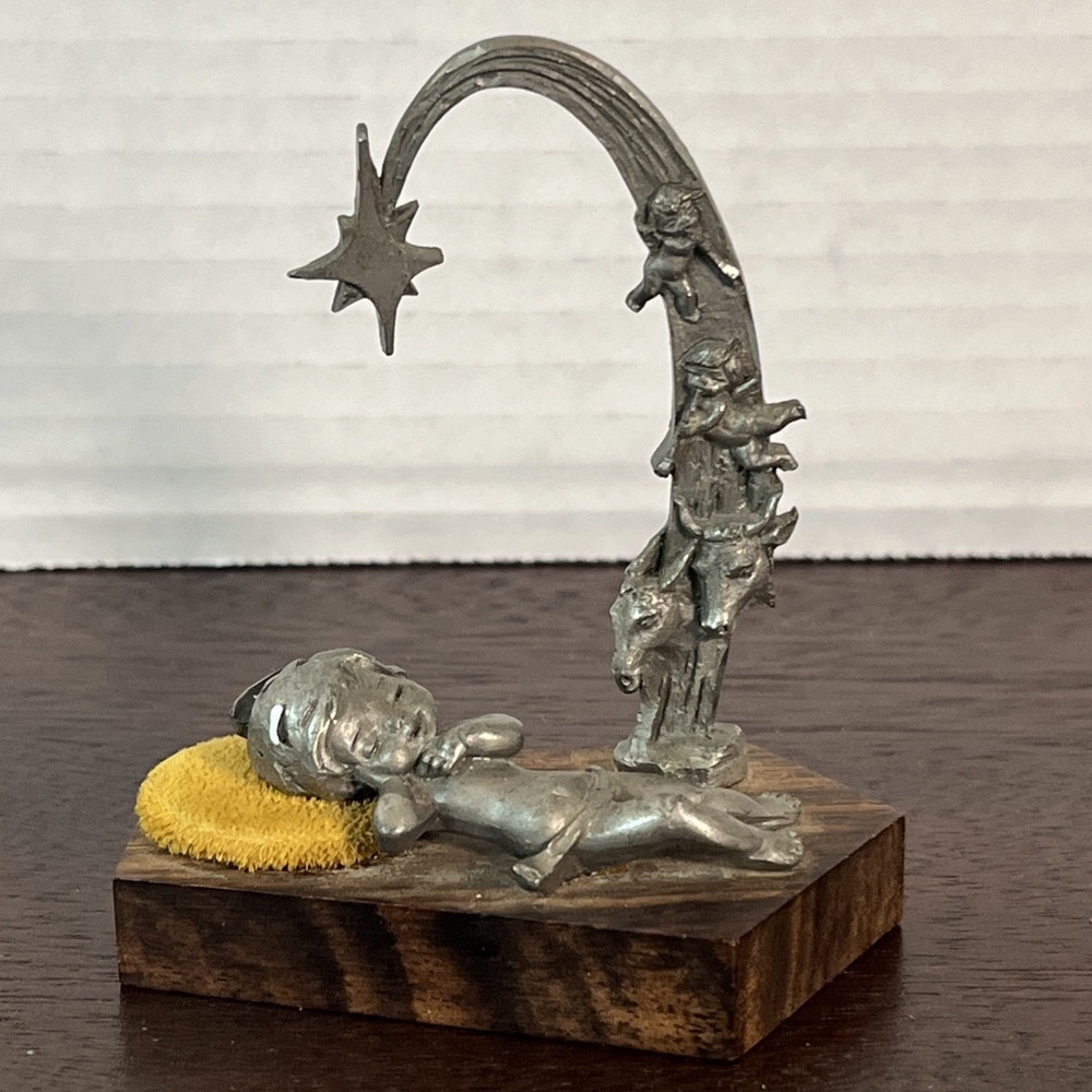 Vtg Peltro Cesellato A Mano Baby Sleeping Nativity Pewter & Wood Italian Artisan